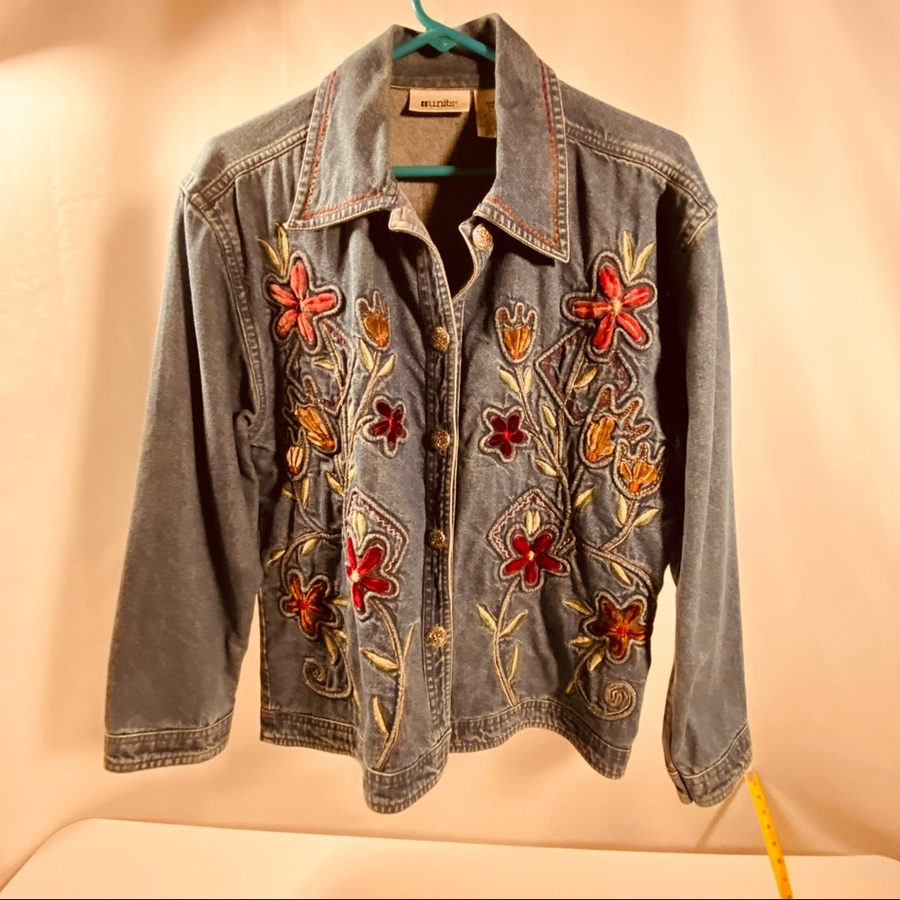Ladies units Jean Jacket Small